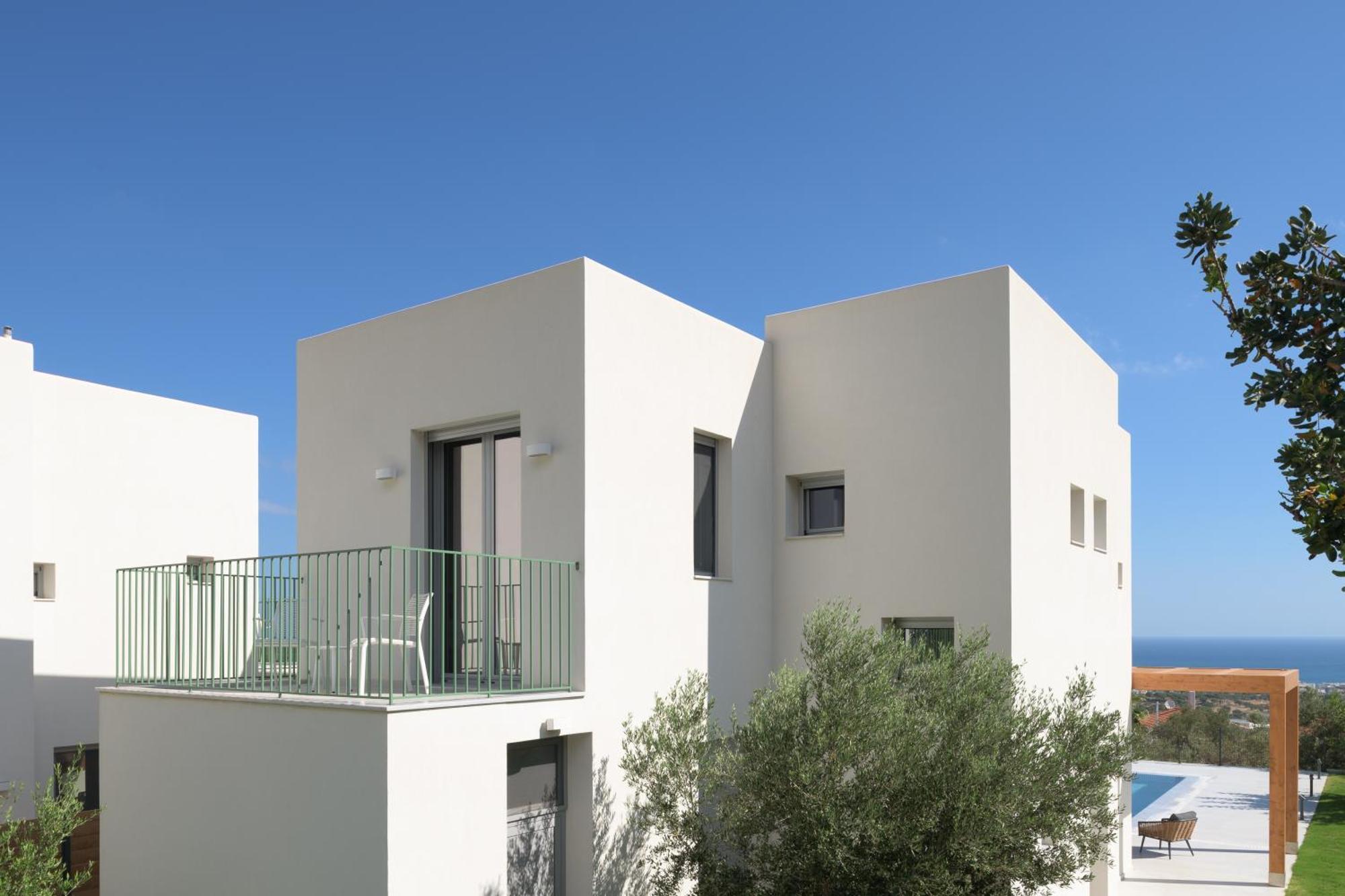 Olvios Villas, With 35m2 Pool & Seaviews, By Thinkvilla *